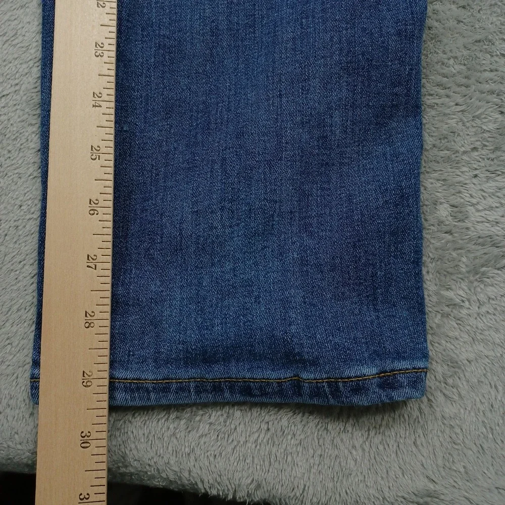 Lucky Brand please see